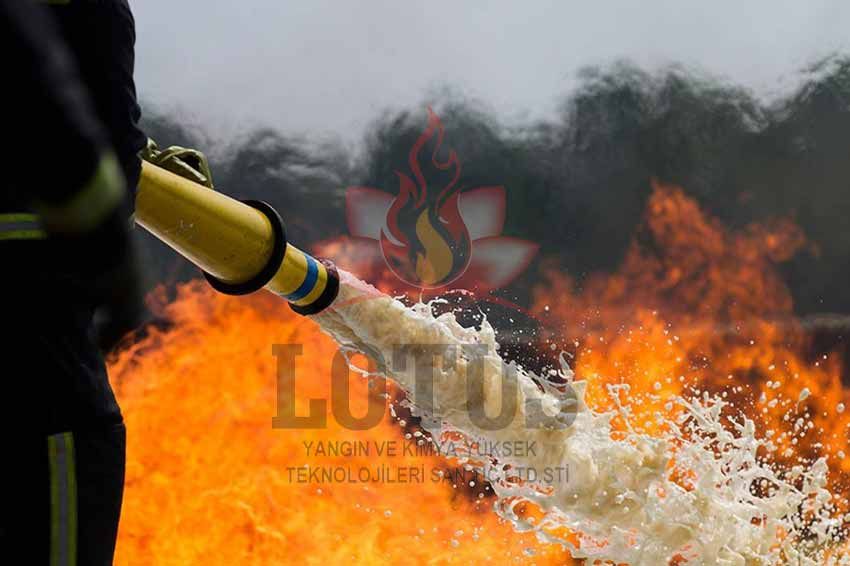 Yangın Söndürme Köpüğü Petrol Söndürme İşlevi - Lotus Yangın